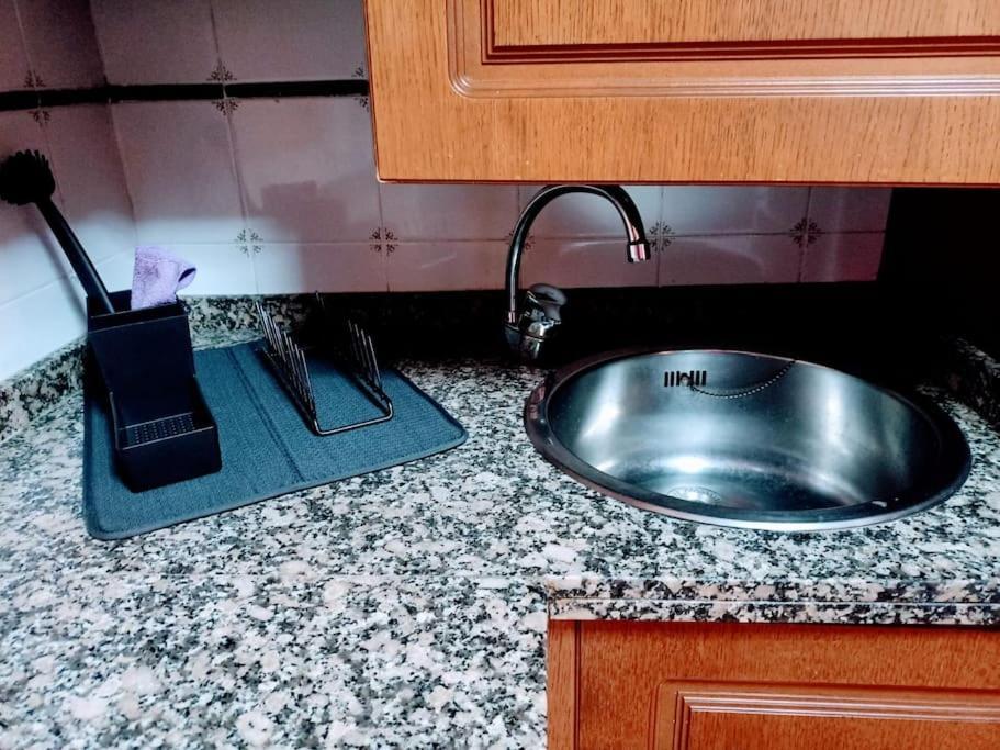Apartament Apartamento Entre Estaciones Oviedo Zewnętrze zdjęcie